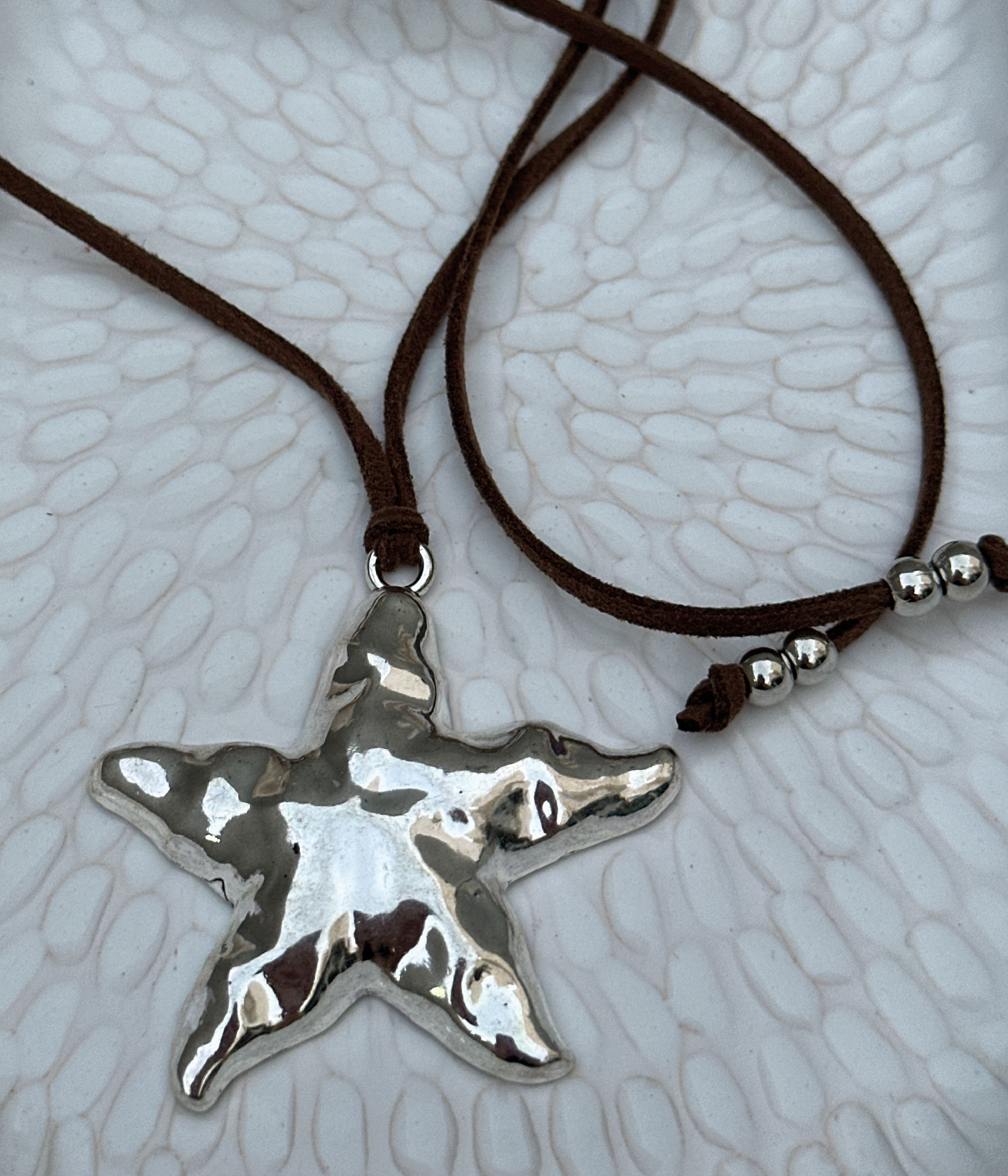 Collar Aruba Marrón