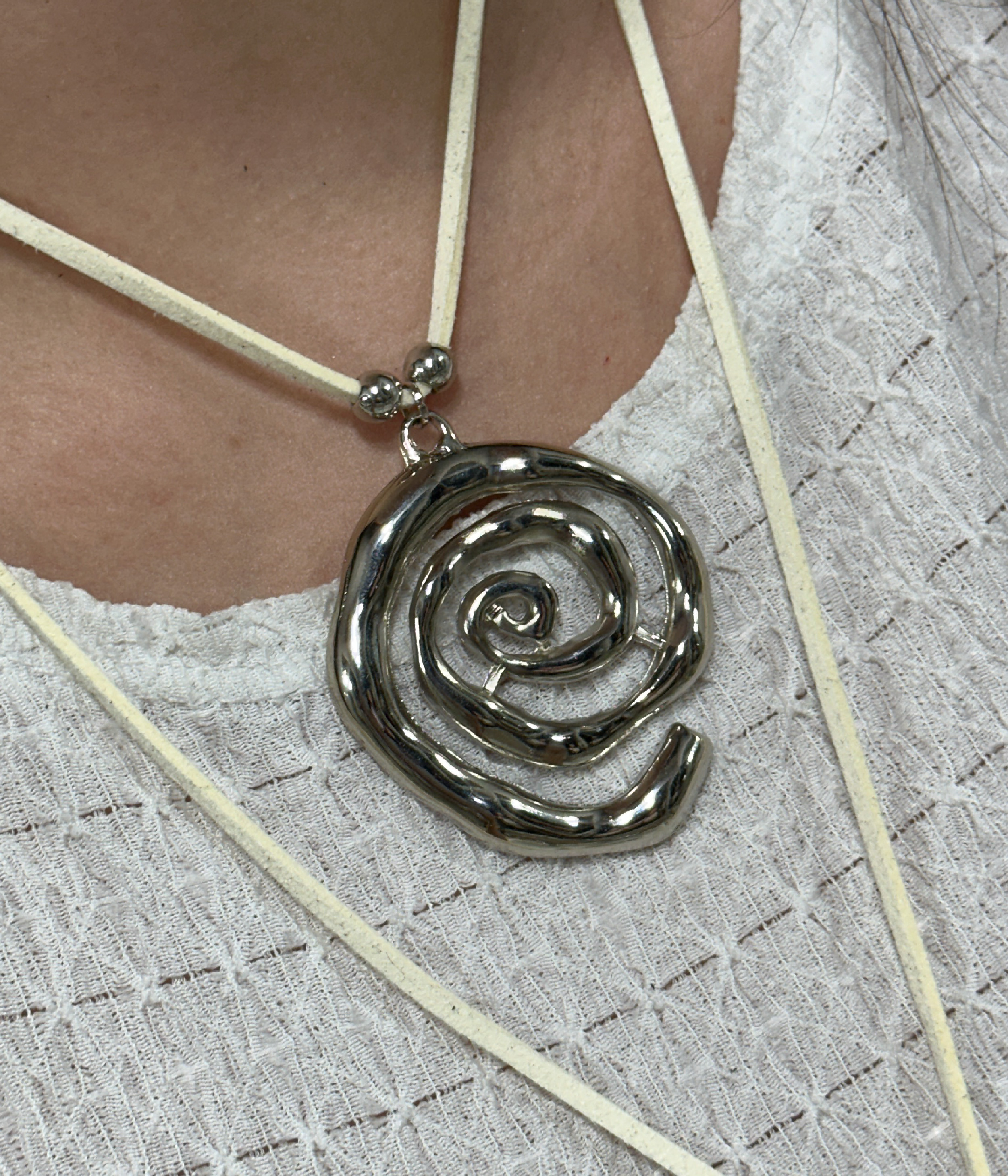 Collar Koi