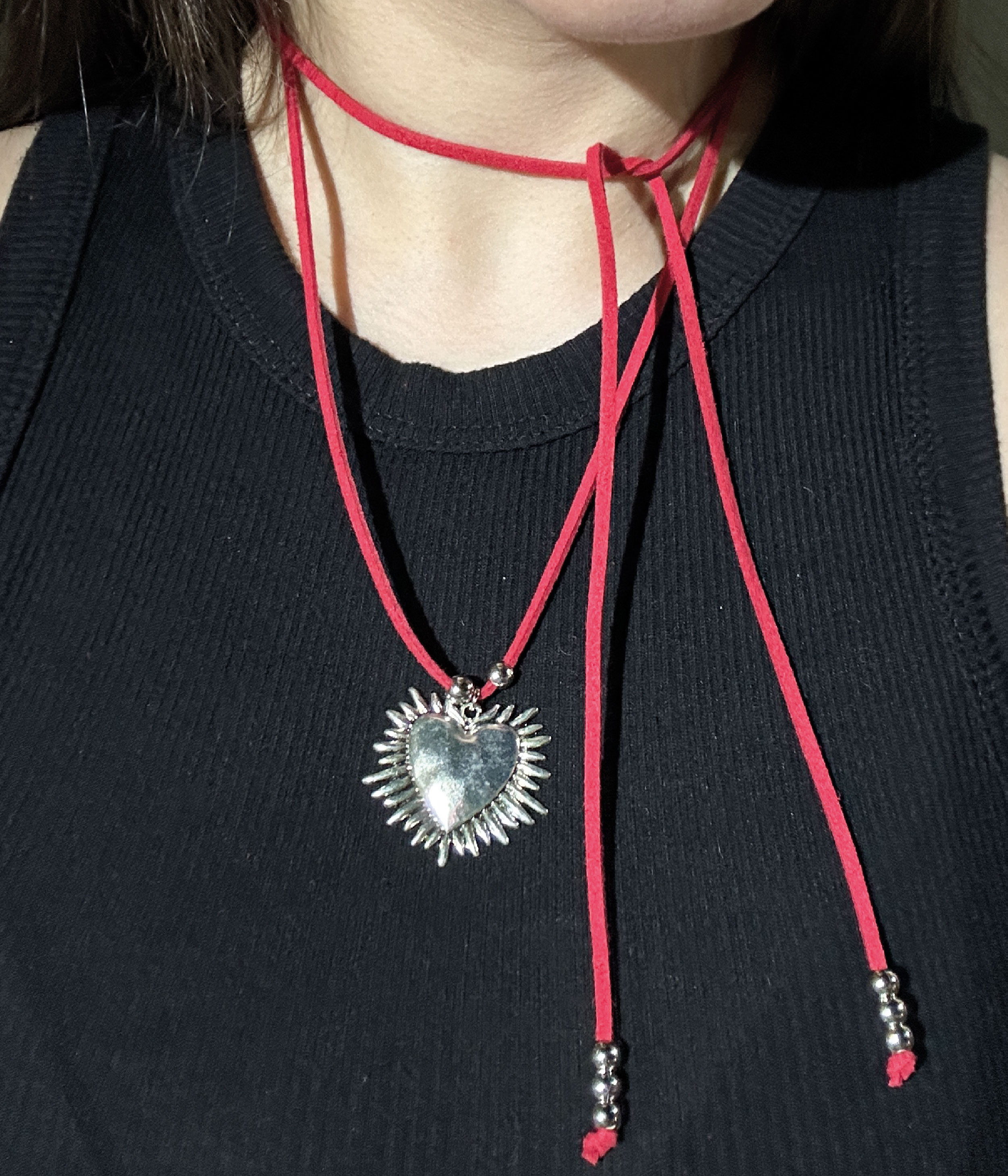 Collar Regina Gamuza