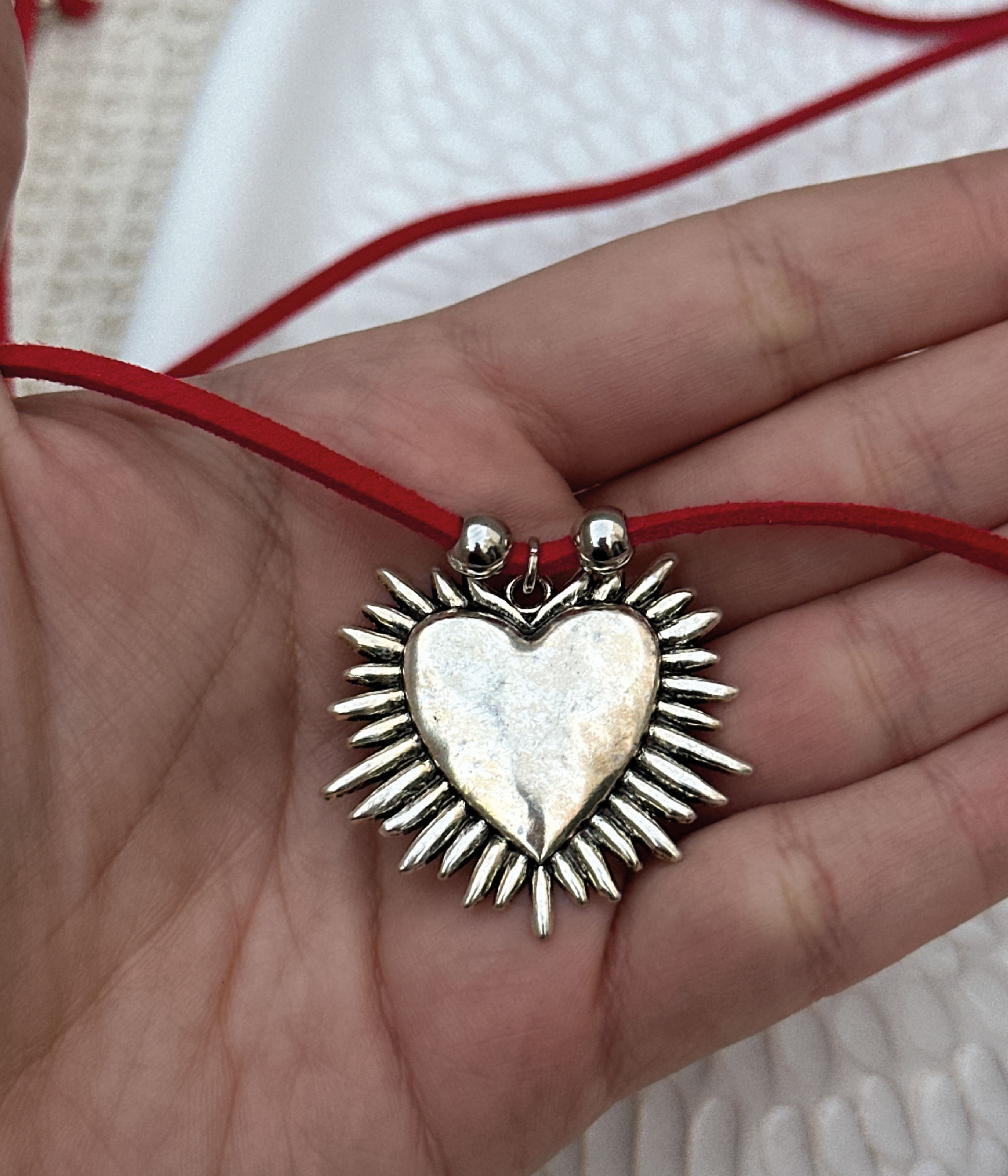 Collar Regina Gamuza